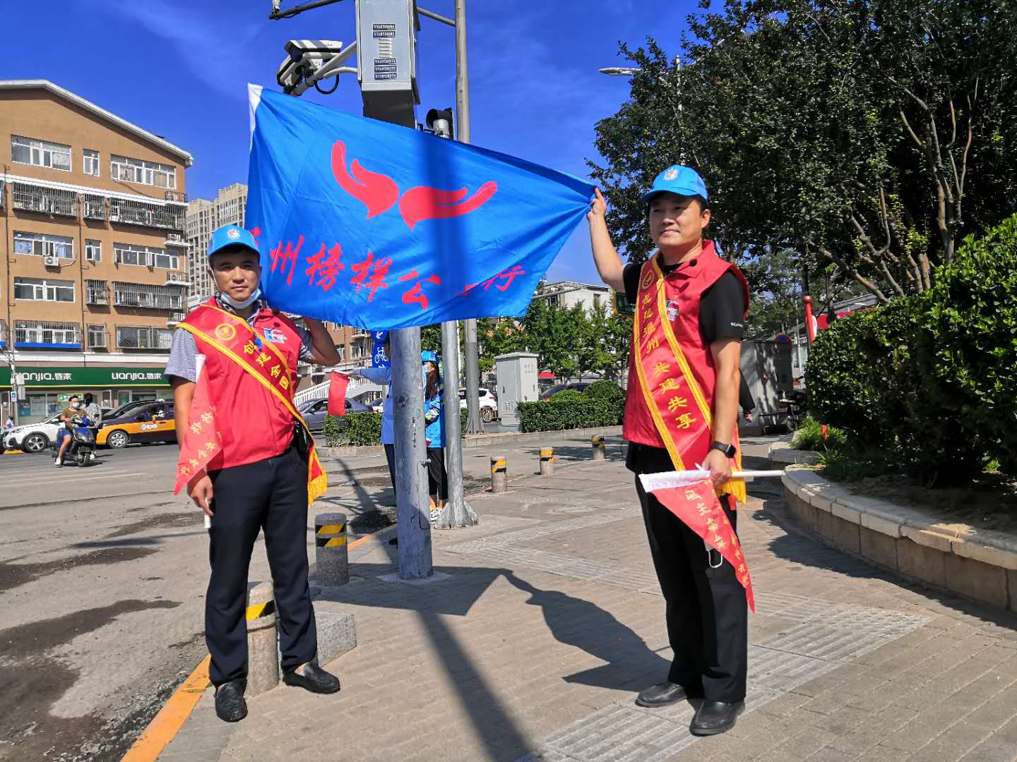 <strong>美女下面无遮挡啊啊啊呜呜呜wwwcao啊啊啊</strong>